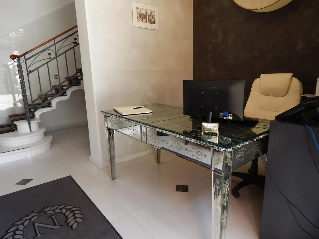 Hotel Nazionale Ferrara 3*,