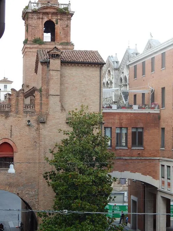 Hotel Nazionale Ferrara 3*,  Italien